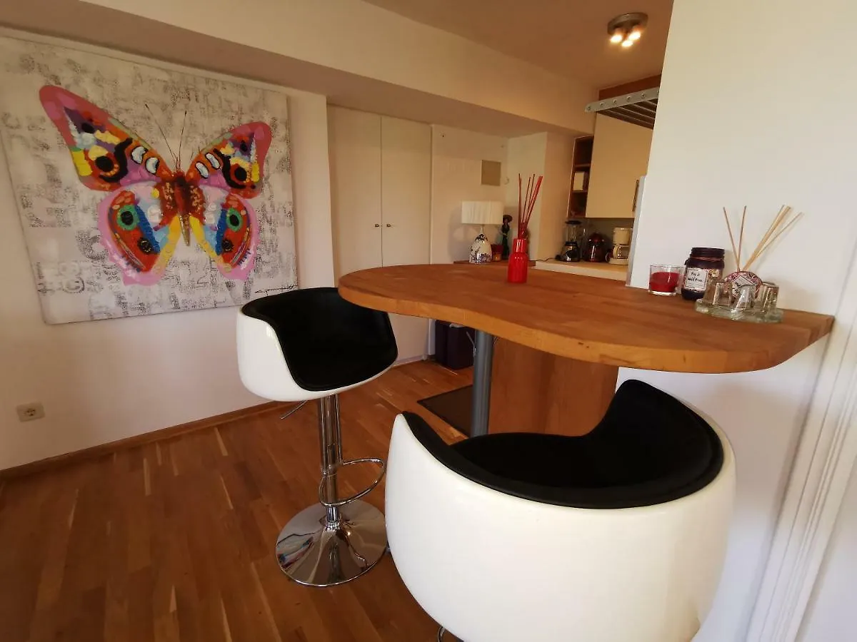 encantador y amplio estudio a 15 min de Marbella Apartamento Ojén